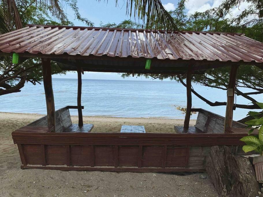 Beach Getaway Studio Villa In Lobo Экстерьер фото